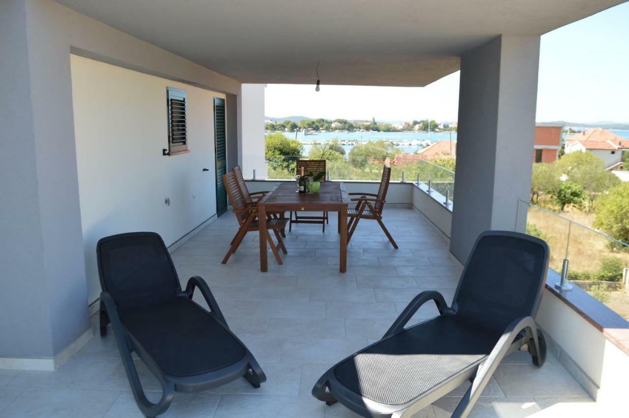 Apartmani Mila Sukošan Buitenkant foto