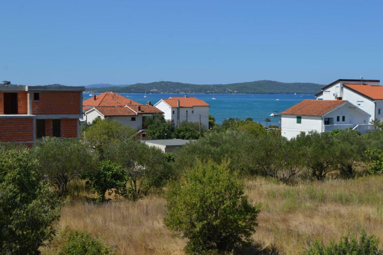 Apartmani Mila Sukošan Buitenkant foto